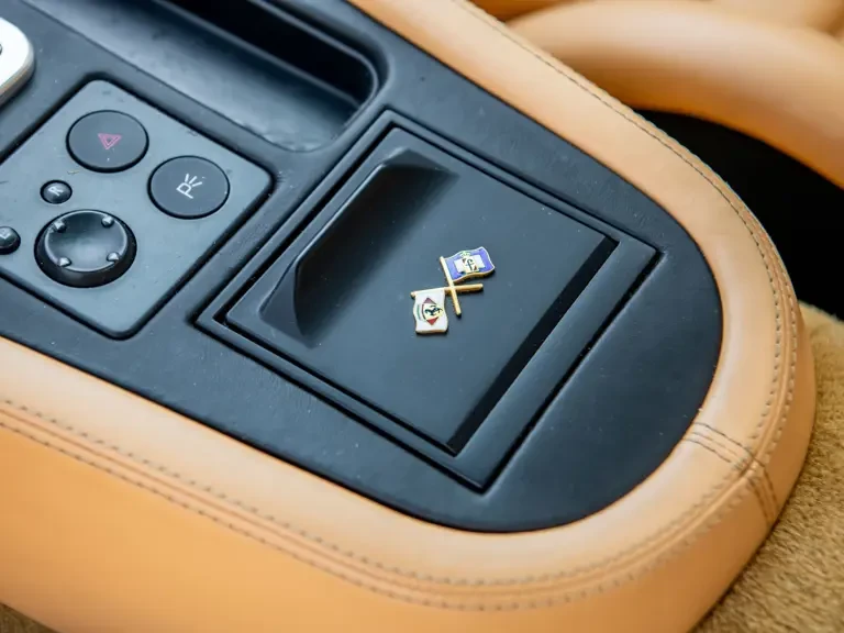 2001 Ferrari 550 Maranello - Image 17 of 31