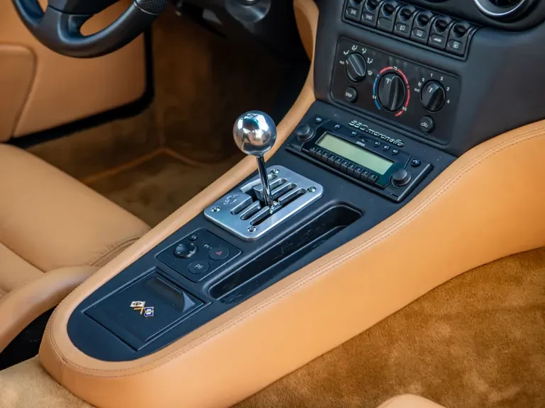 2001 Ferrari 550 Maranello - Image 15 of 31