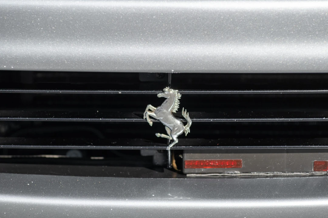 2001 Ferrari 550 Maranello - Image 27 of 31