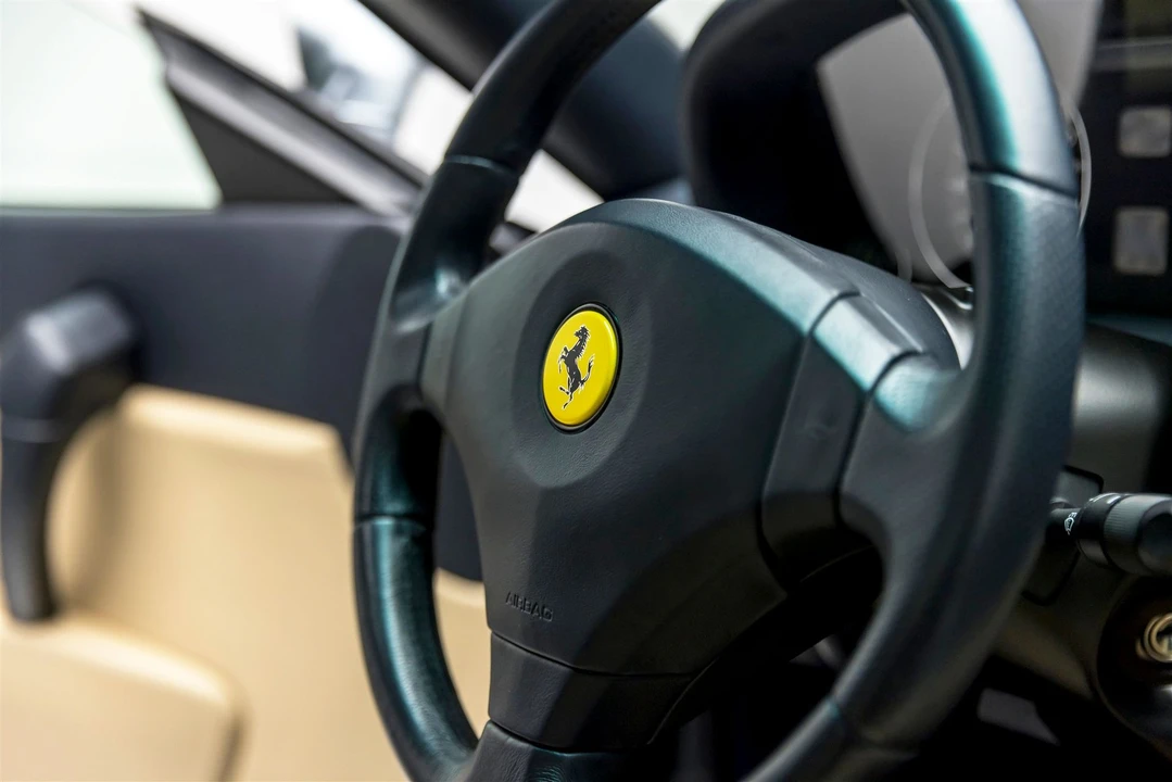 2001 Ferrari 550 Maranello - Image 6 of 31