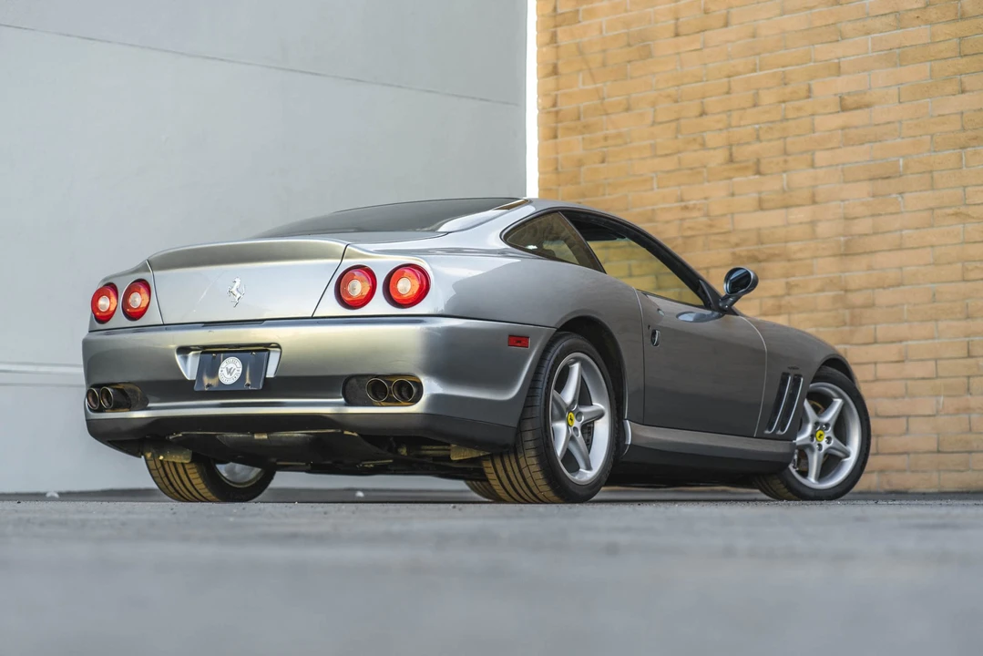 2001 Ferrari 550 Maranello - Image 19 of 31