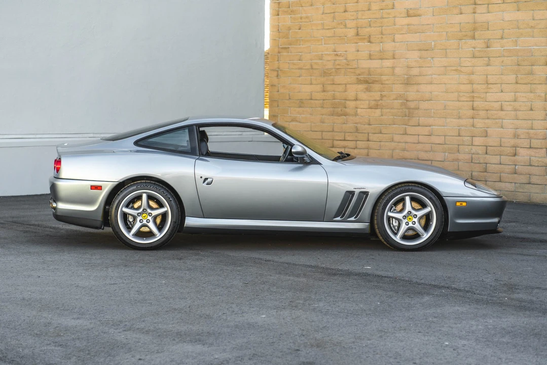 2001 Ferrari 550 Maranello - Image 14 of 31