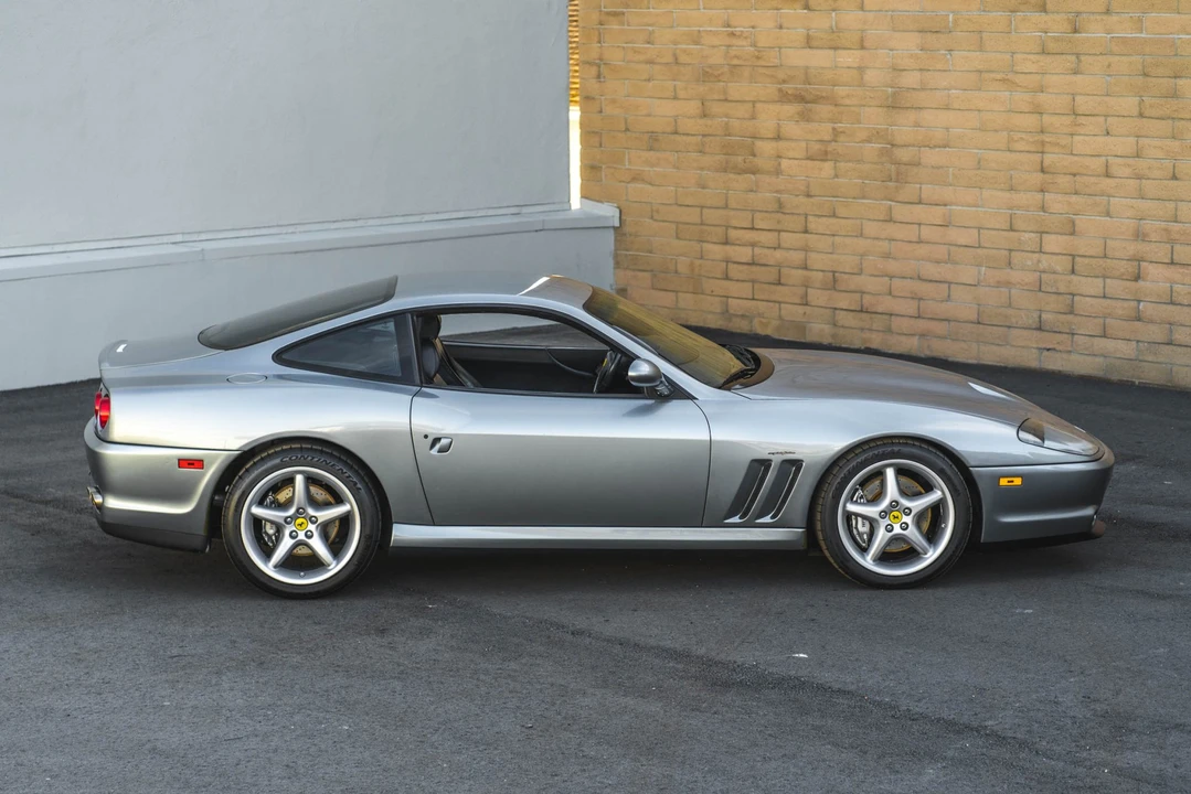 2001 Ferrari 550 Maranello - Image 13 of 31