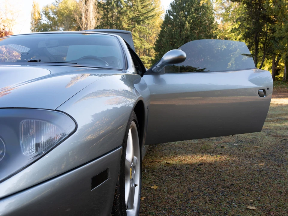 2001 Ferrari 550 Maranello - Image 31 of 31