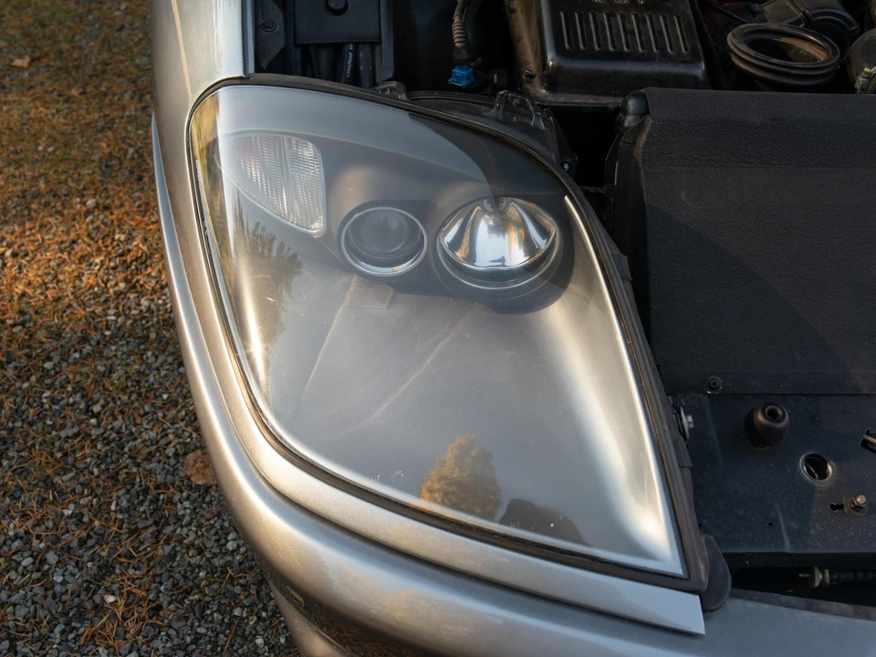 2001 Ferrari 550 Maranello - Image 19 of 31