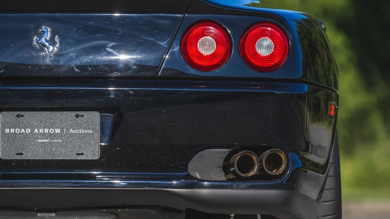 2001 Ferrari 550 Maranello - Image 9 of 31