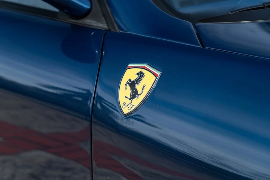 2001 Ferrari 550 Maranello - Image 9 of 31