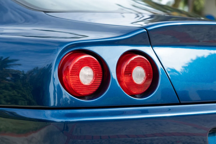 2001 Ferrari 550 Maranello - Image 16 of 31