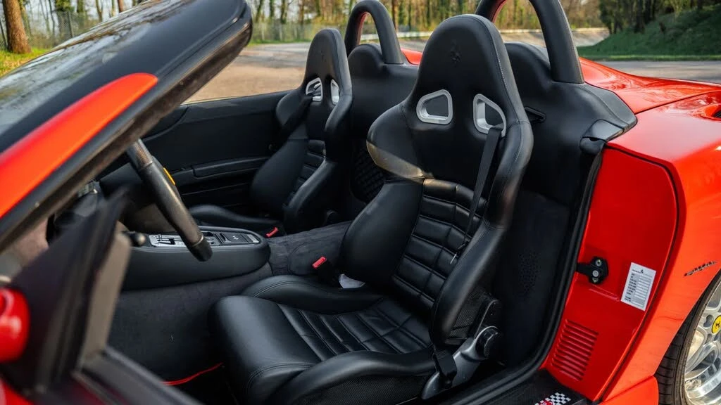 2001 Ferrari 550 Maranello - Image 5 of 31