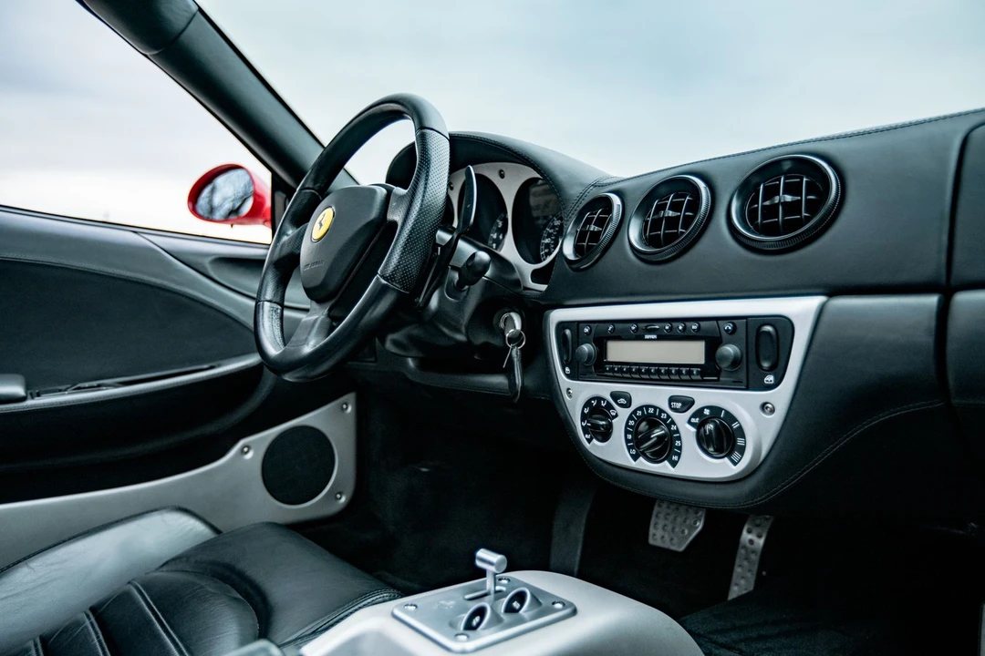 2001 Ferrari 360 Spider - Image 5 of 11