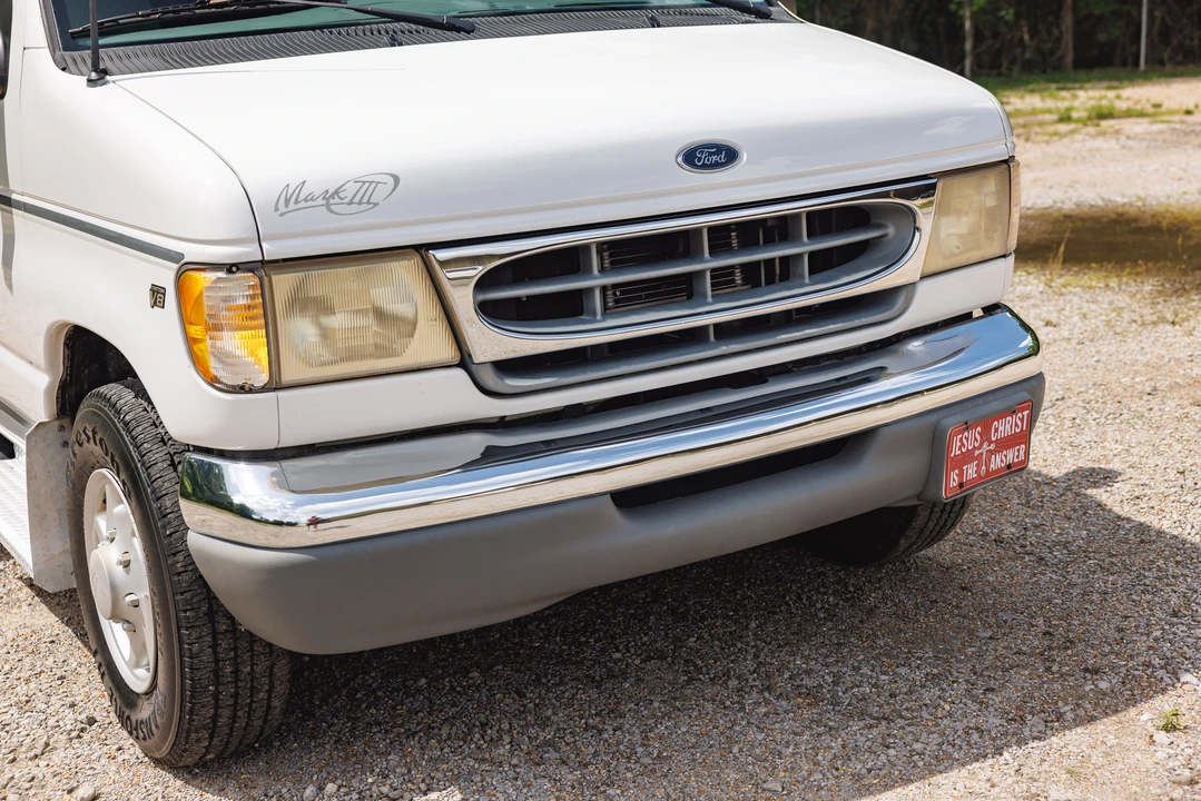 2001 Ford Econoline Van - Image 17 of 31