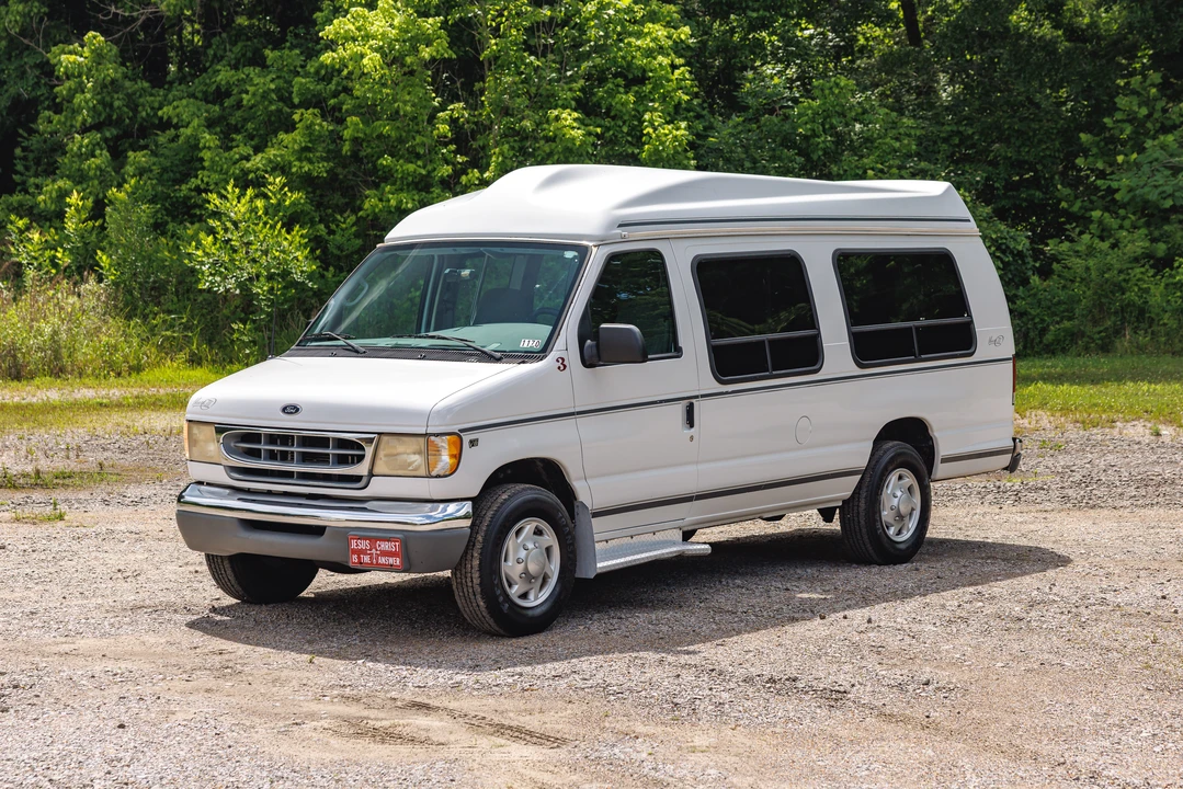 2001 Ford Econoline Van - Image 4 of 31
