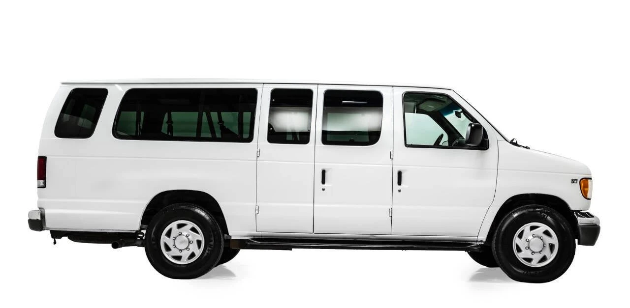 2001 Ford Econoline Van - Image 5 of 12