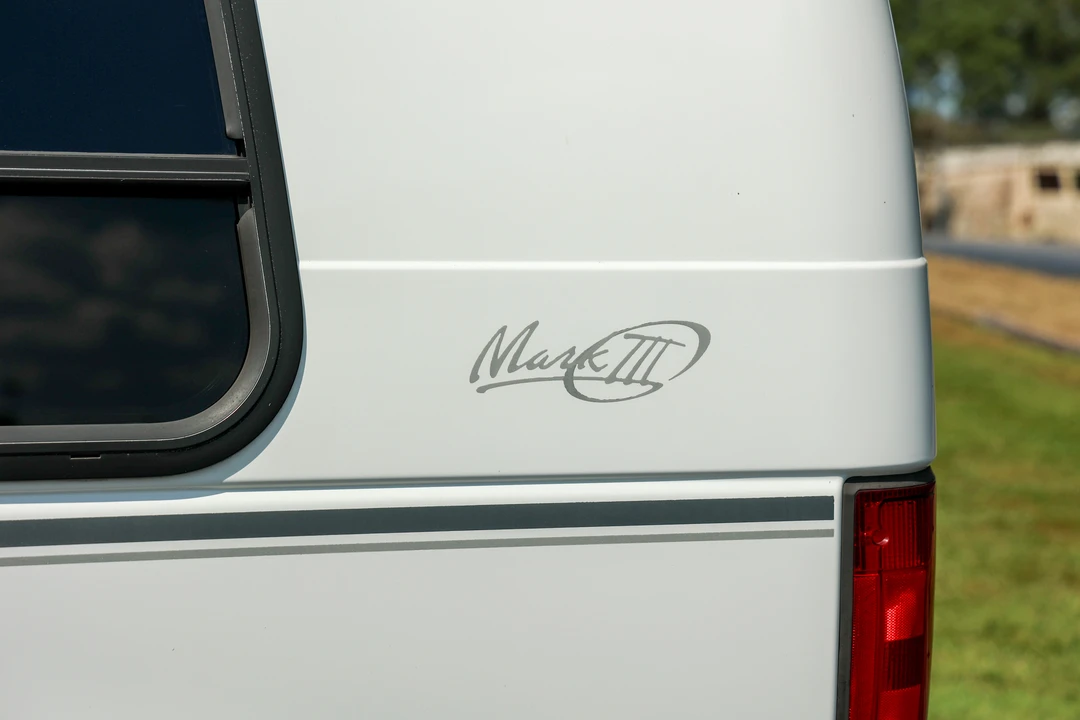 2001 Ford Econoline Van - Image 26 of 31