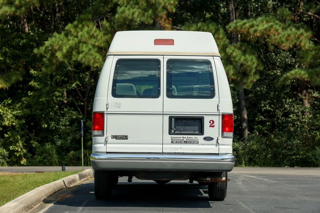 2001 Ford Econoline Van - Image 4 of 31