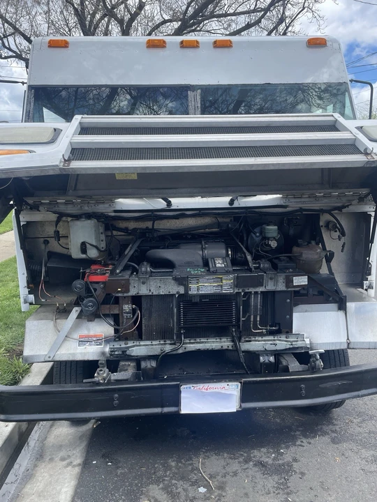2001 Ford Econoline Van - Image 16 of 19