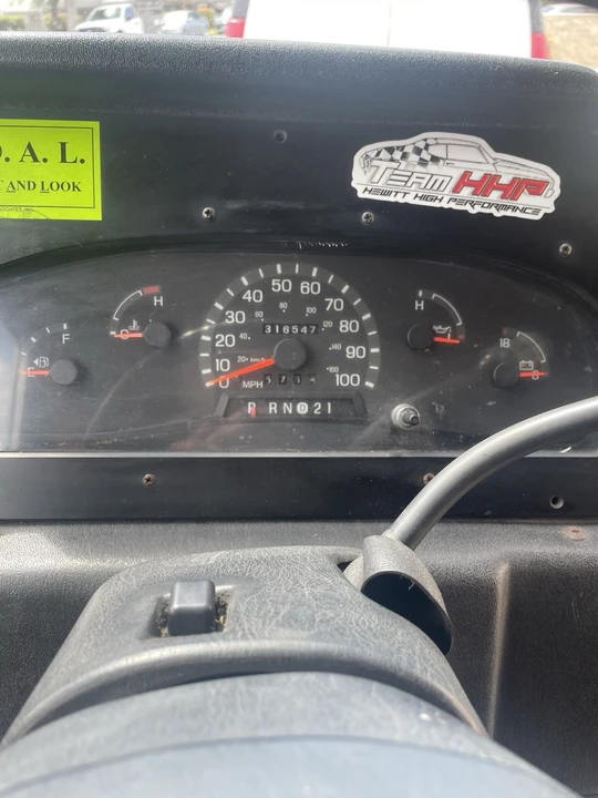 2001 Ford Econoline Van - Image 11 of 19