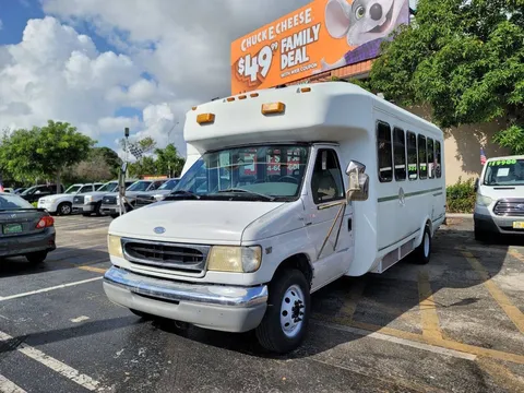 2001 Ford E-450 Econoline Super Duty E 450 SD 2dr Commercial/Cutaway/Chassis 158