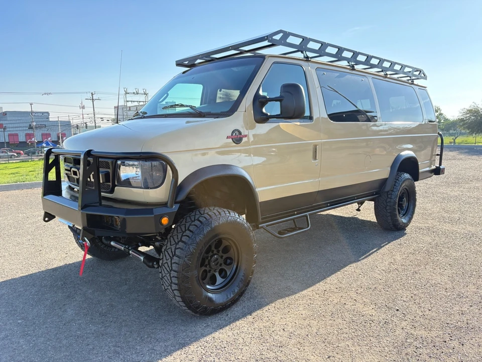 2001 Ford Econoline Van - Image 6 of 21