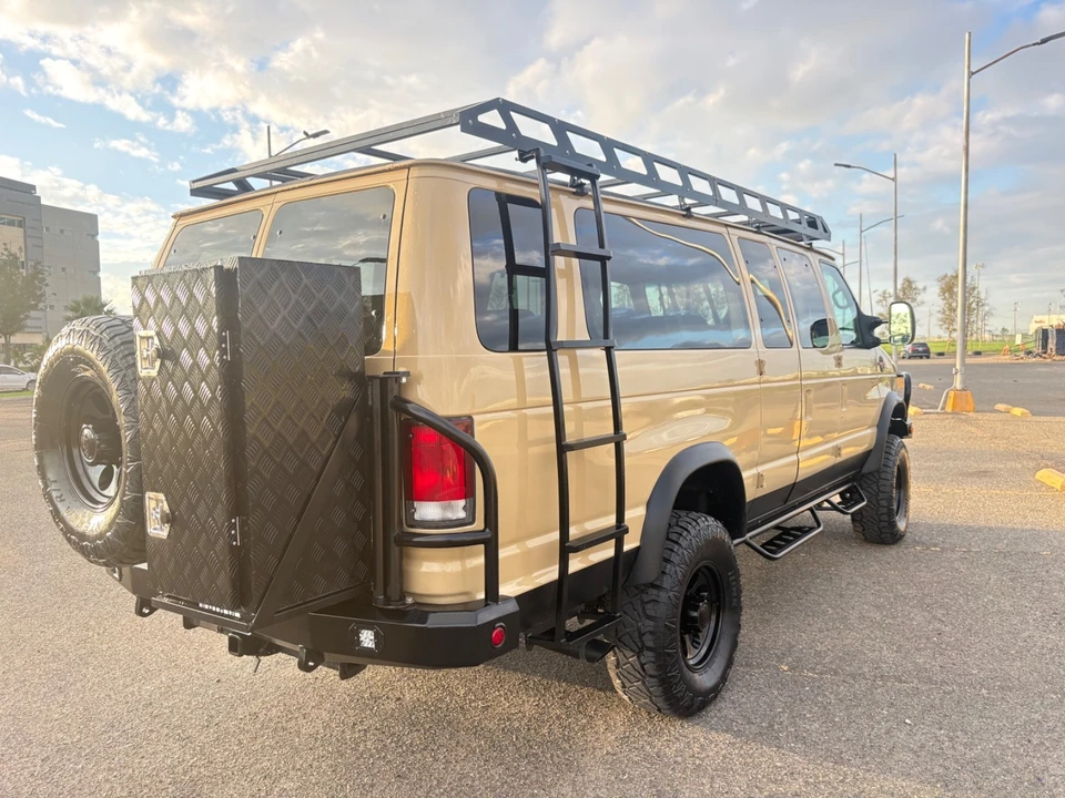 2001 Ford Econoline Van - Image 5 of 21