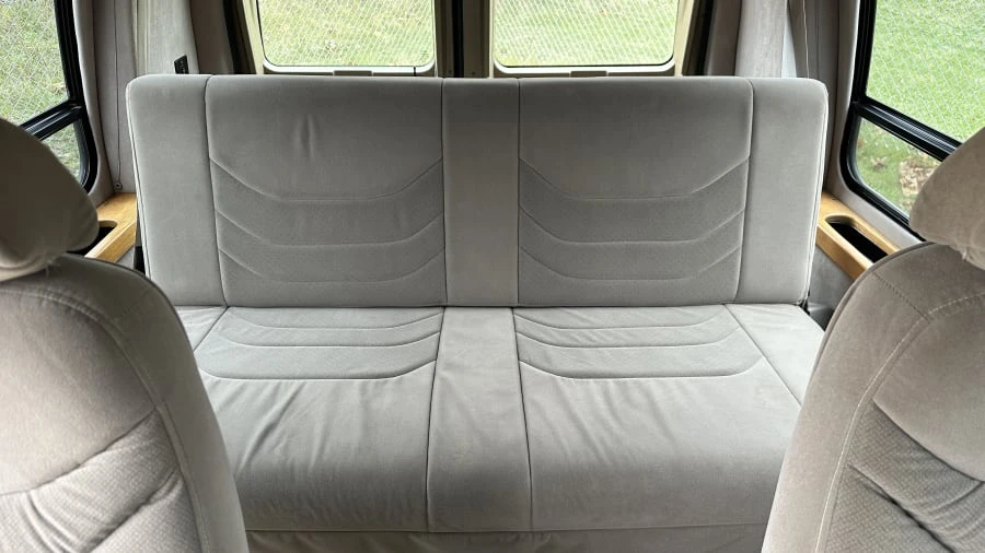 2001 Ford Econoline Van - Image 14 of 20