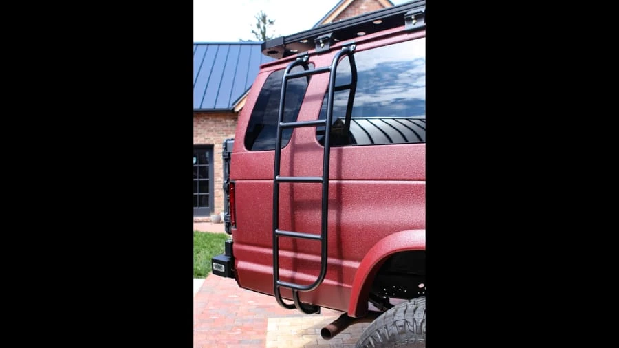 2001 Ford Econoline Van - Image 10 of 31
