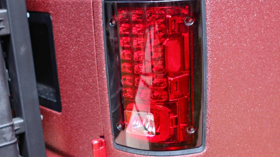 2001 Ford Econoline Van - Image 13 of 31