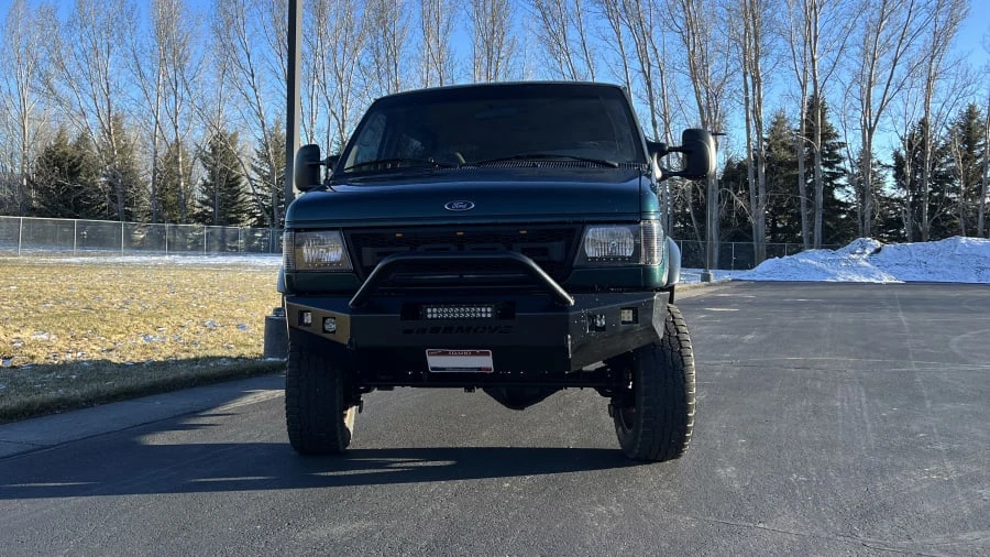 2001 Ford Econoline Van - Image 3 of 10