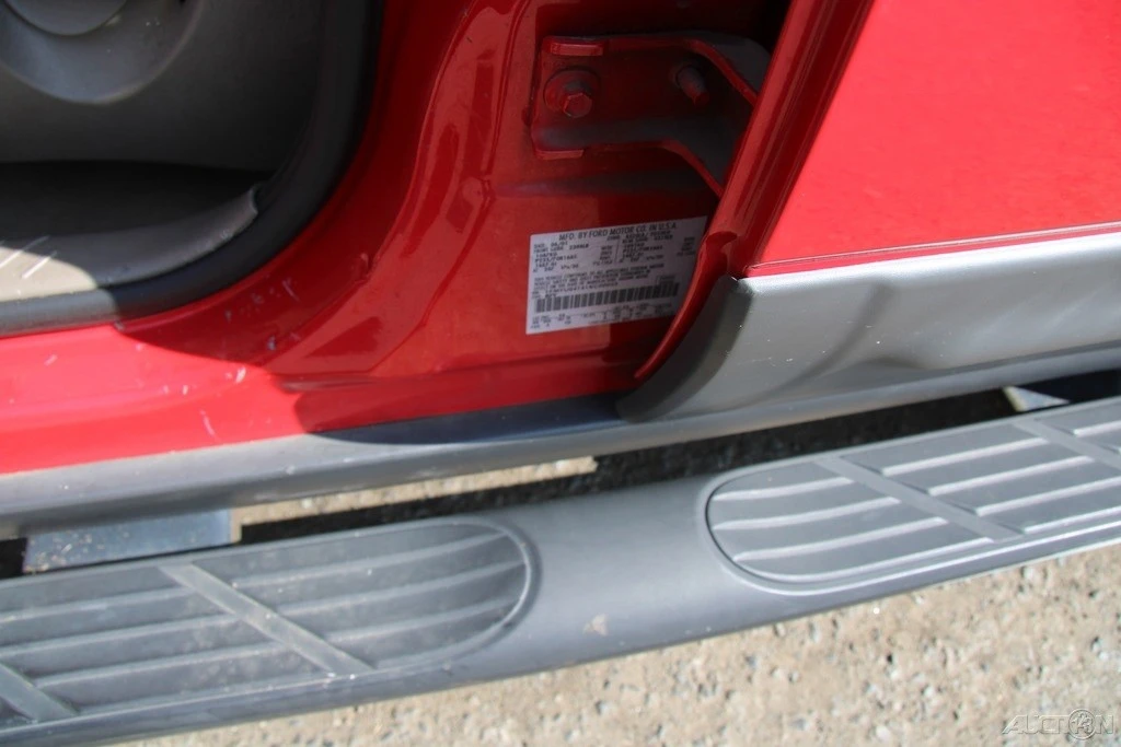 2001 Ford Escape - Image 12 of 21