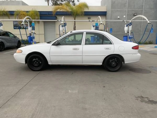 2001 Ford Escort (North America) - Image 2 of 9