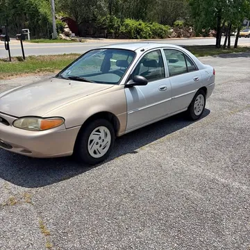 2001 Ford Escort Sedan 4D