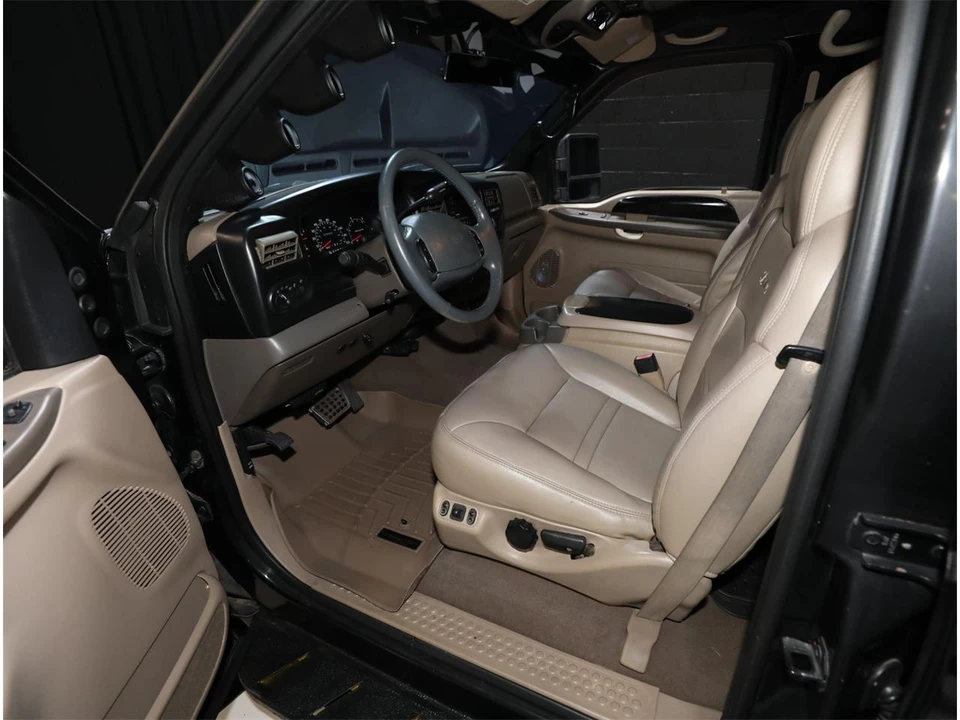 2001 Ford Excursion - Image 3 of 31