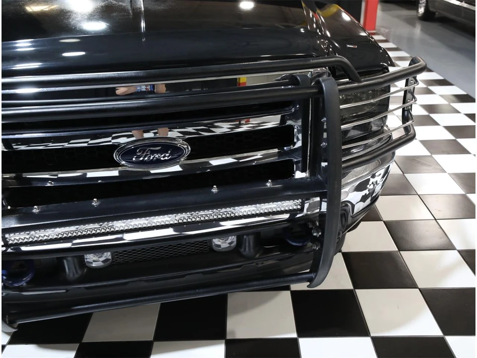 2001 Ford Excursion - Image 10 of 31