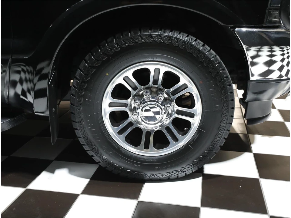 2001 Ford Excursion - Image 30 of 31