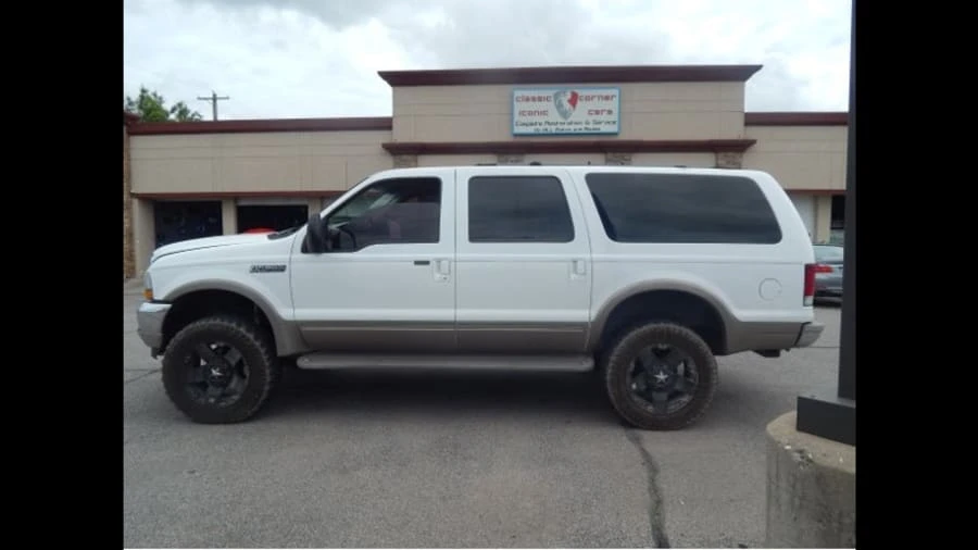 2001 Ford Excursion - Image 2 of 14