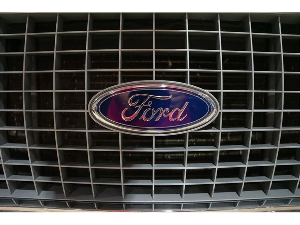 2001 Ford Excursion - Image 21 of 31