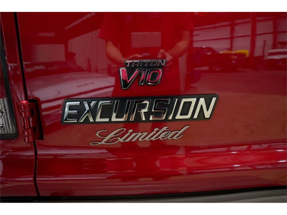 2001 Ford Excursion - Image 24 of 31