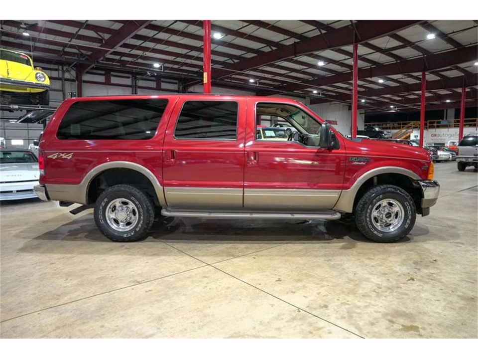 2001 Ford Excursion - Image 10 of 31