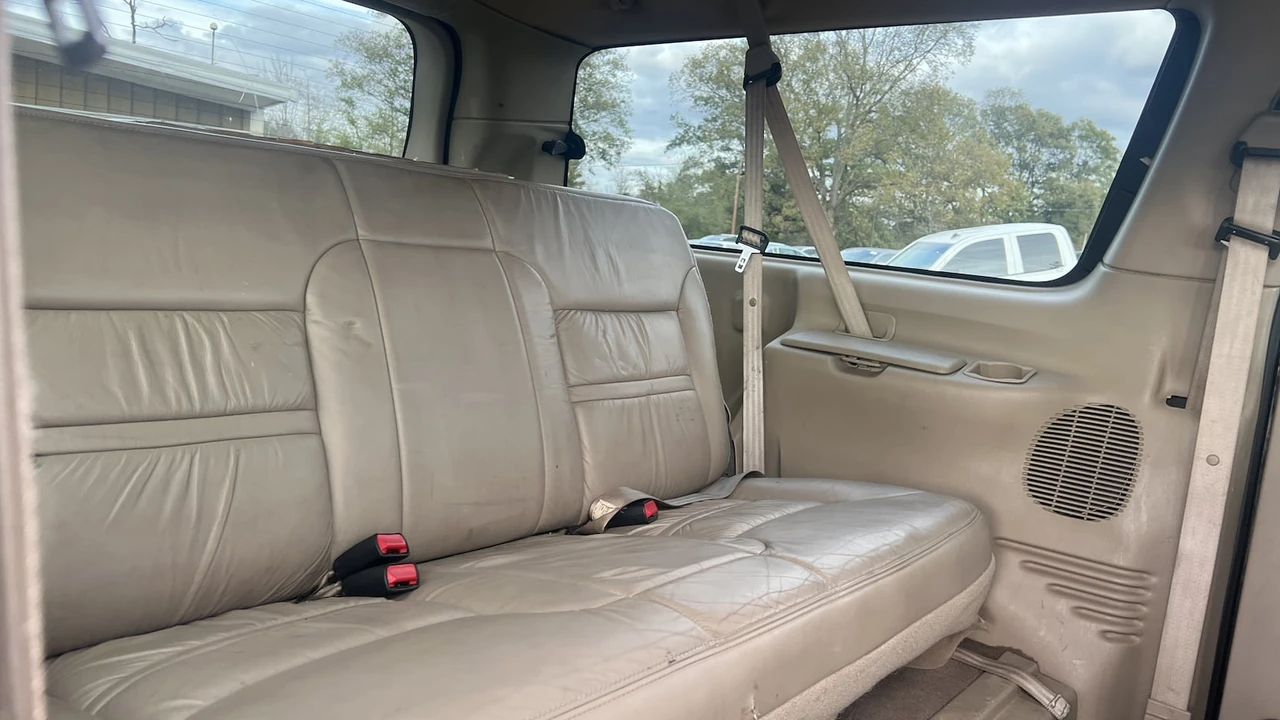 2001 Ford Excursion - Image 7 of 11