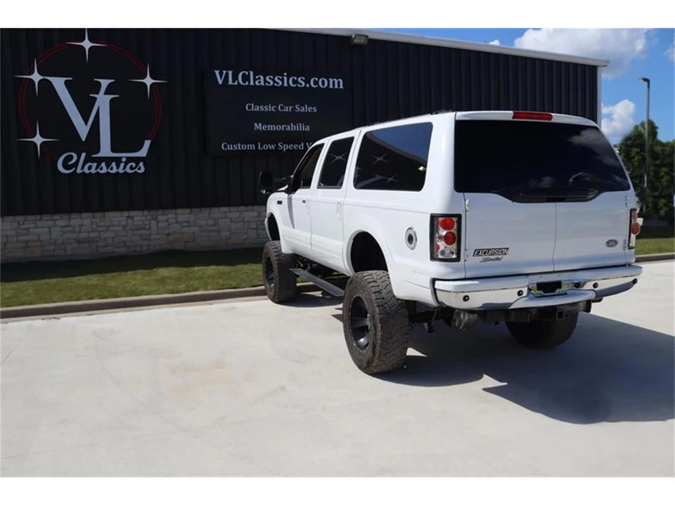 2001 Ford Excursion - Image 9 of 31