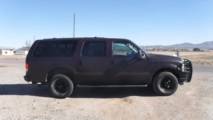 2001 Ford Excursion - Image 2 of 12