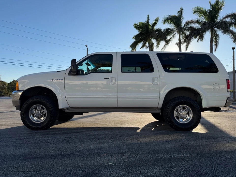 2001 Ford Excursion - Image 7 of 21