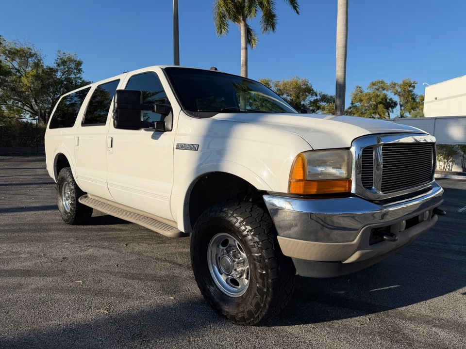 2001 Ford Excursion - Image 2 of 21