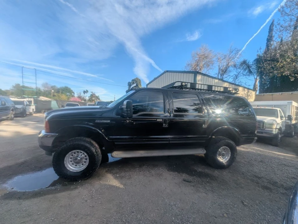 2001 Ford Excursion - Image 2 of 17