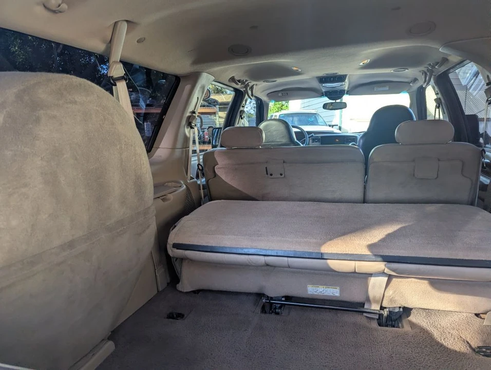 2001 Ford Excursion - Image 8 of 17