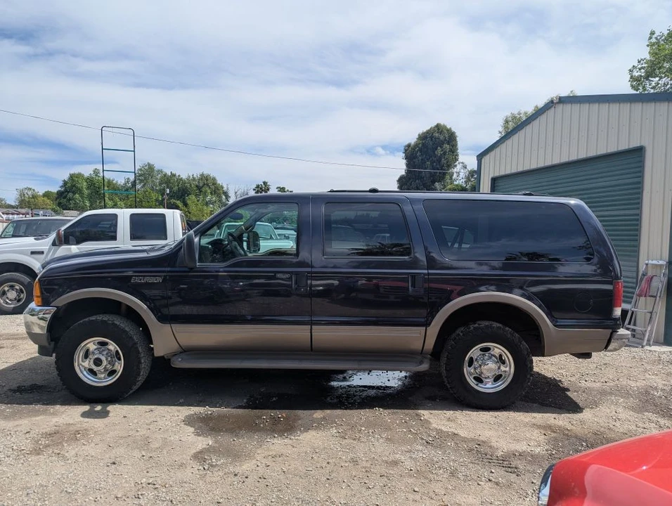 2001 Ford Excursion - Image 2 of 18