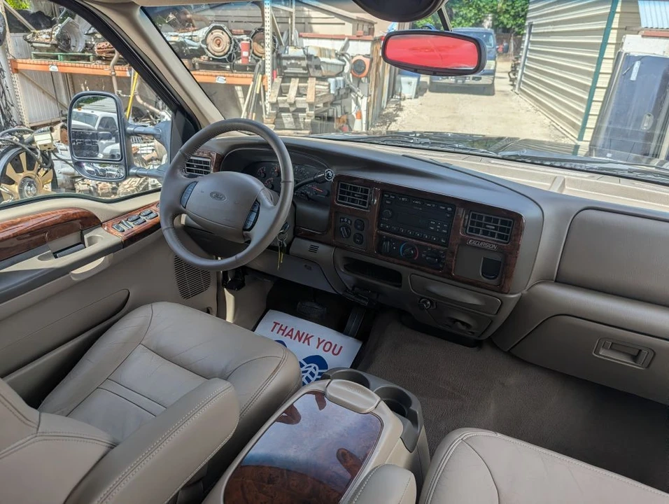2001 Ford Excursion - Image 13 of 18