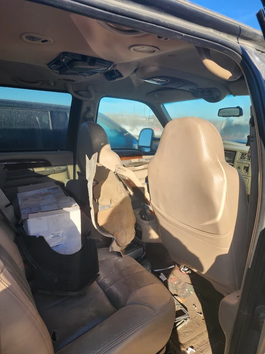 2001 Ford Excursion - Image 6 of 9