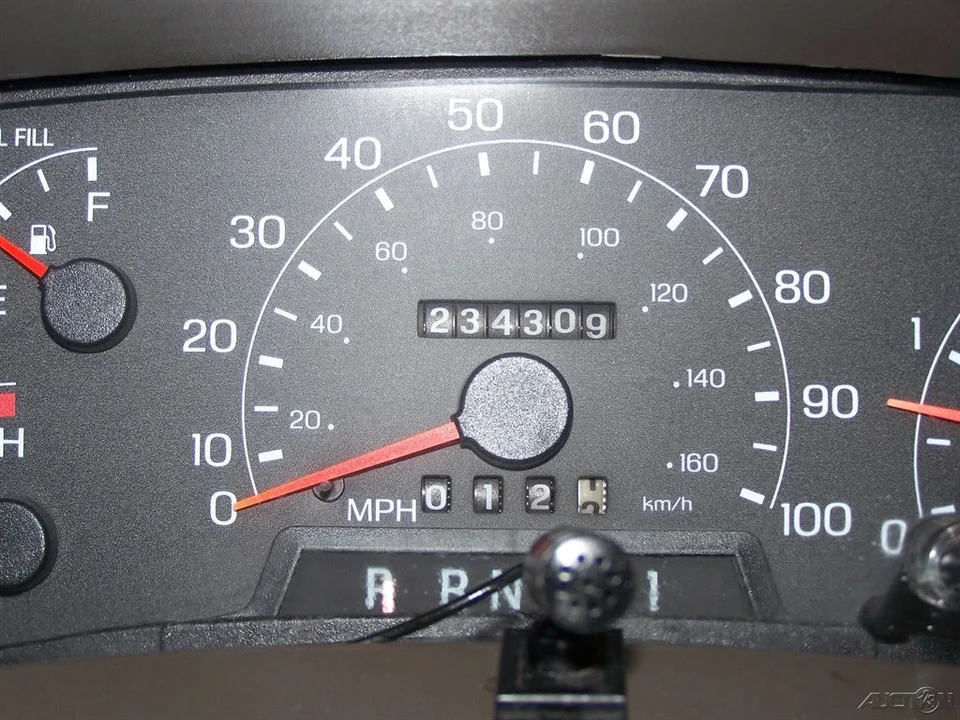 2001 Ford Excursion - Image 9 of 21
