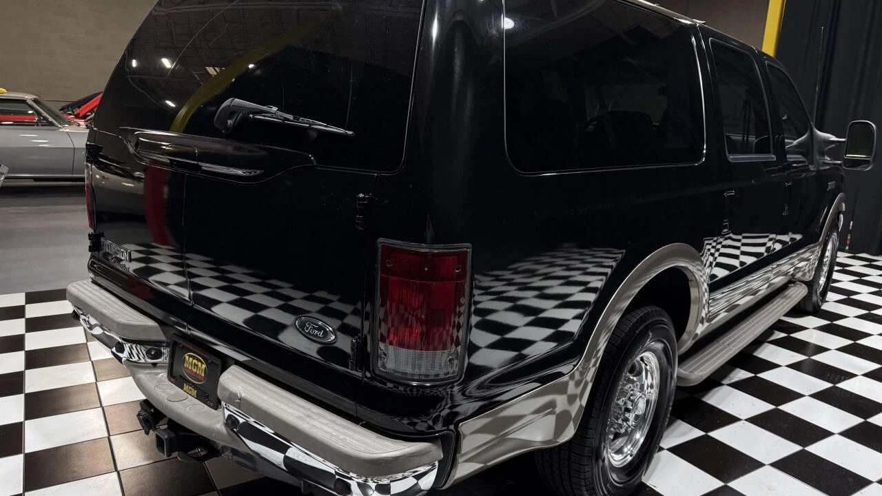 2001 Ford Excursion - Image 19 of 21